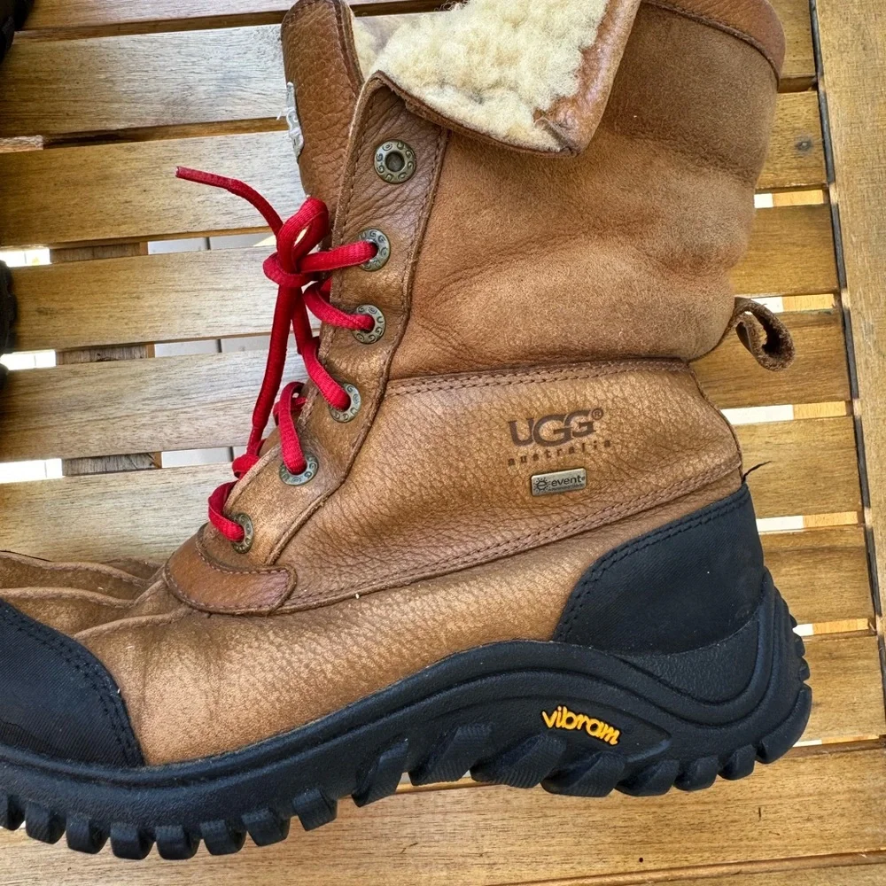 UGG Women's UGG Adirondack II Waterproof Insulated Winter Boots size EU 39 US 8 - Picture 3 of 11
